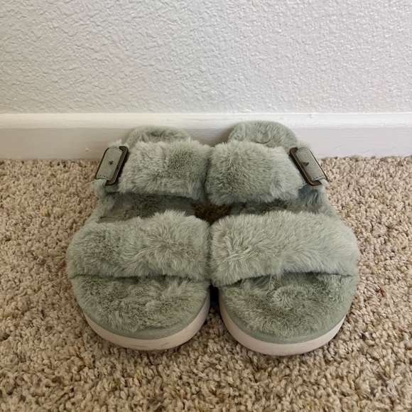 UGG Sandals - Picture 3 of 4